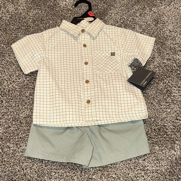 Modern Moments Other - 5/$15 Kids' White and Green Checkered Button-Down Shirt